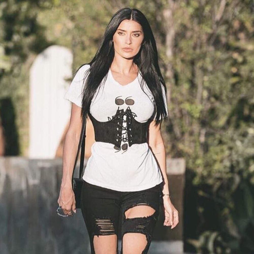 Black corset never worn